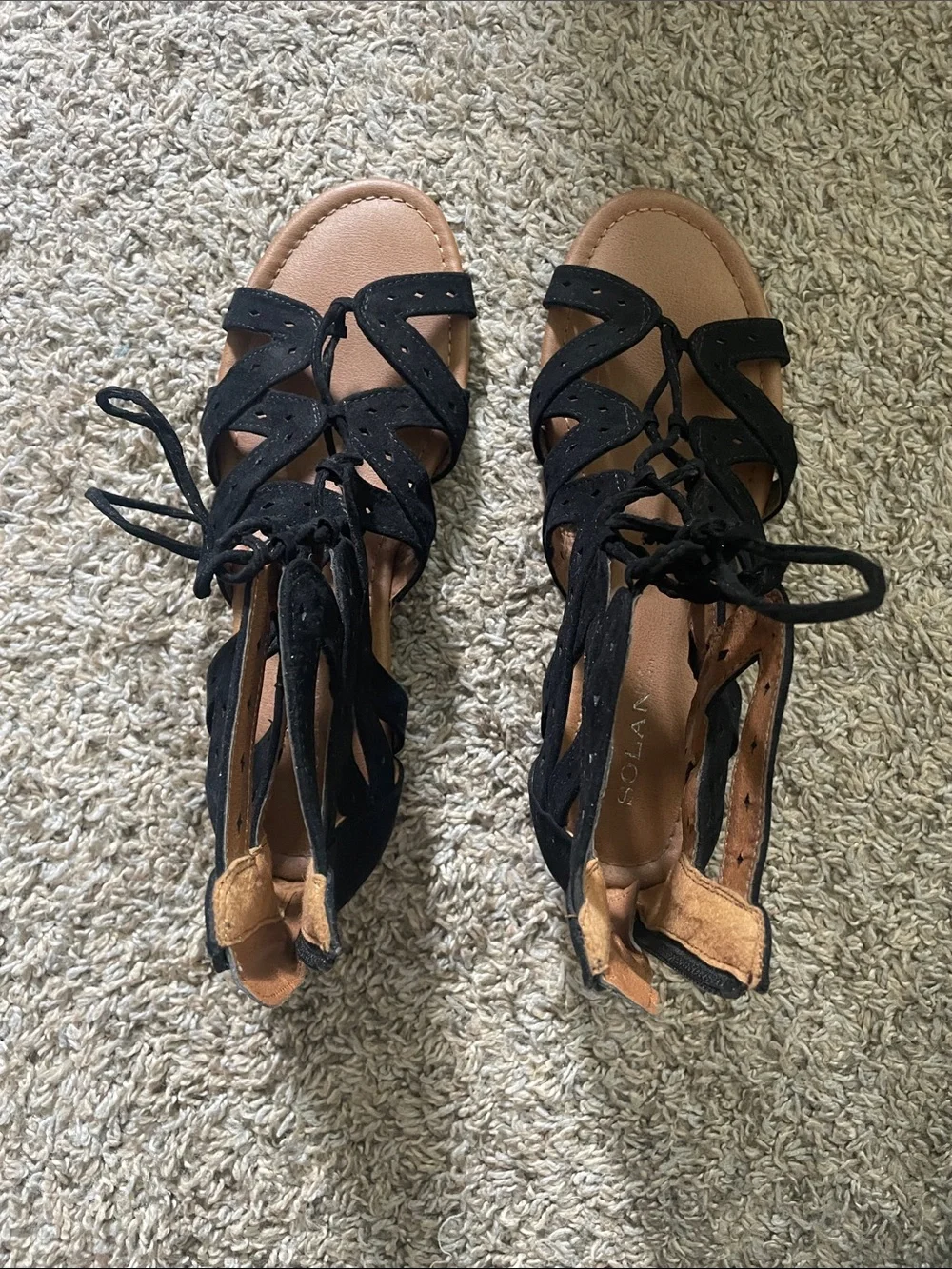 Sonoma Black and Tan Gladiator Lace-Up Sandals